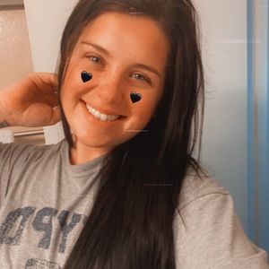 Meet your Posher, Kaitlyn